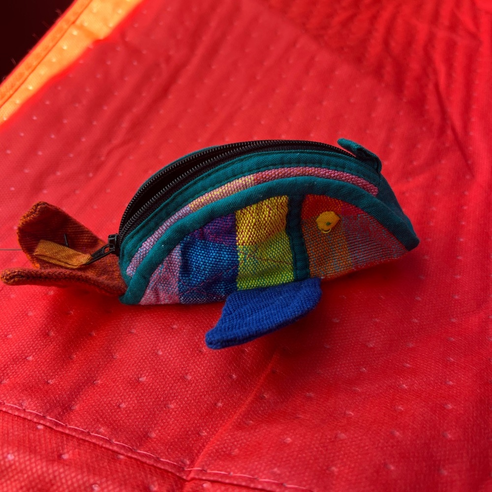 Barefoot Natural Fish-Shaped Coin Purse
